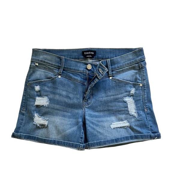 Bebe Light Wash Rolled Cuff Boyfriend Denim Shorts Size 27 - Picture 5 of 6